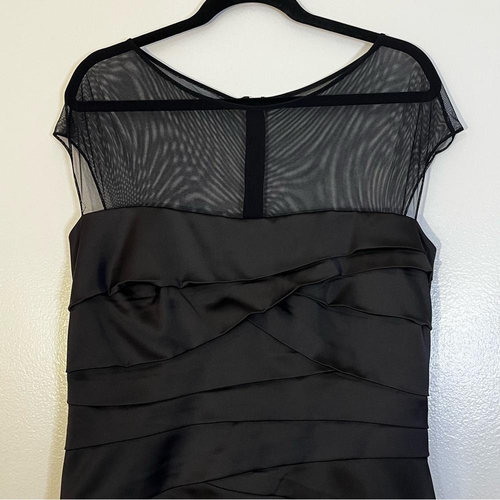 Tadashi Shoji | Black flattering cocktail dress Mesh women’s size 14 sheath